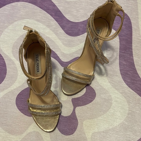 Steve Madden Fiffi Gold Sparkle Stappy Heeled Sandal - Picture 2 of 7